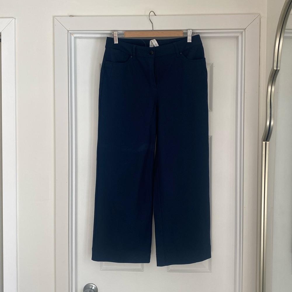 Lululemon cropped wide leg pant